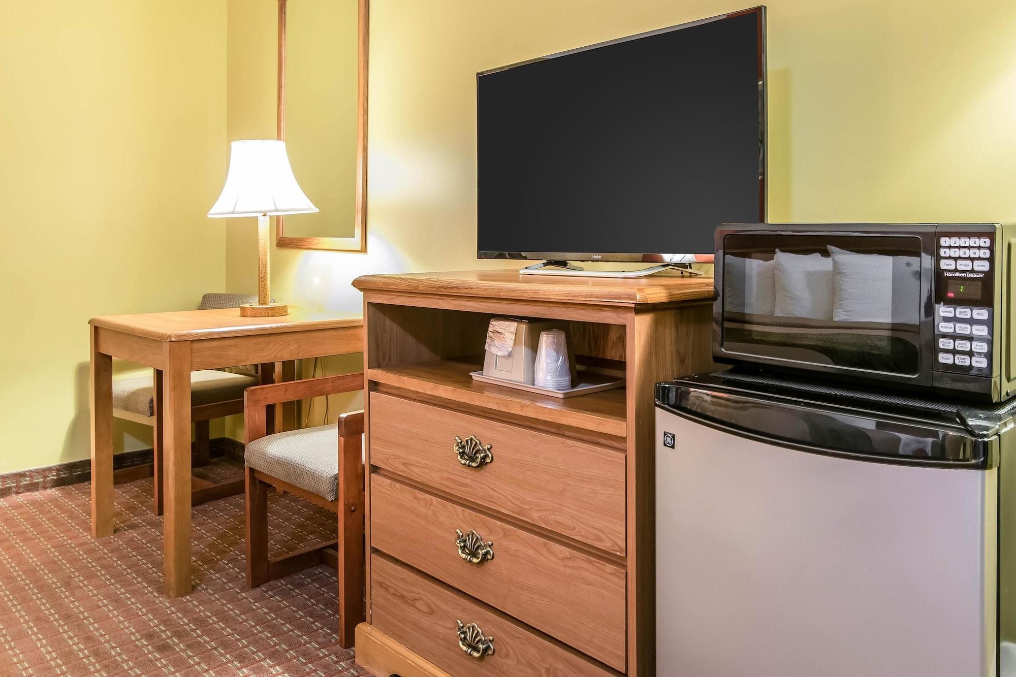 Econo Lodge Louisville Airport Eksteriør billede