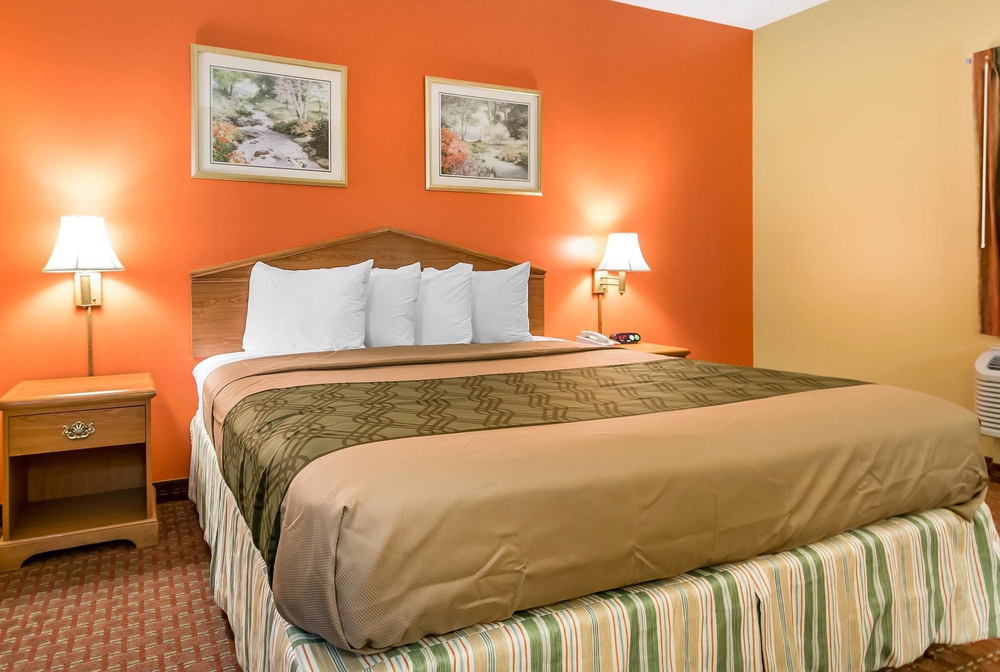 Econo Lodge Louisville Airport Eksteriør billede