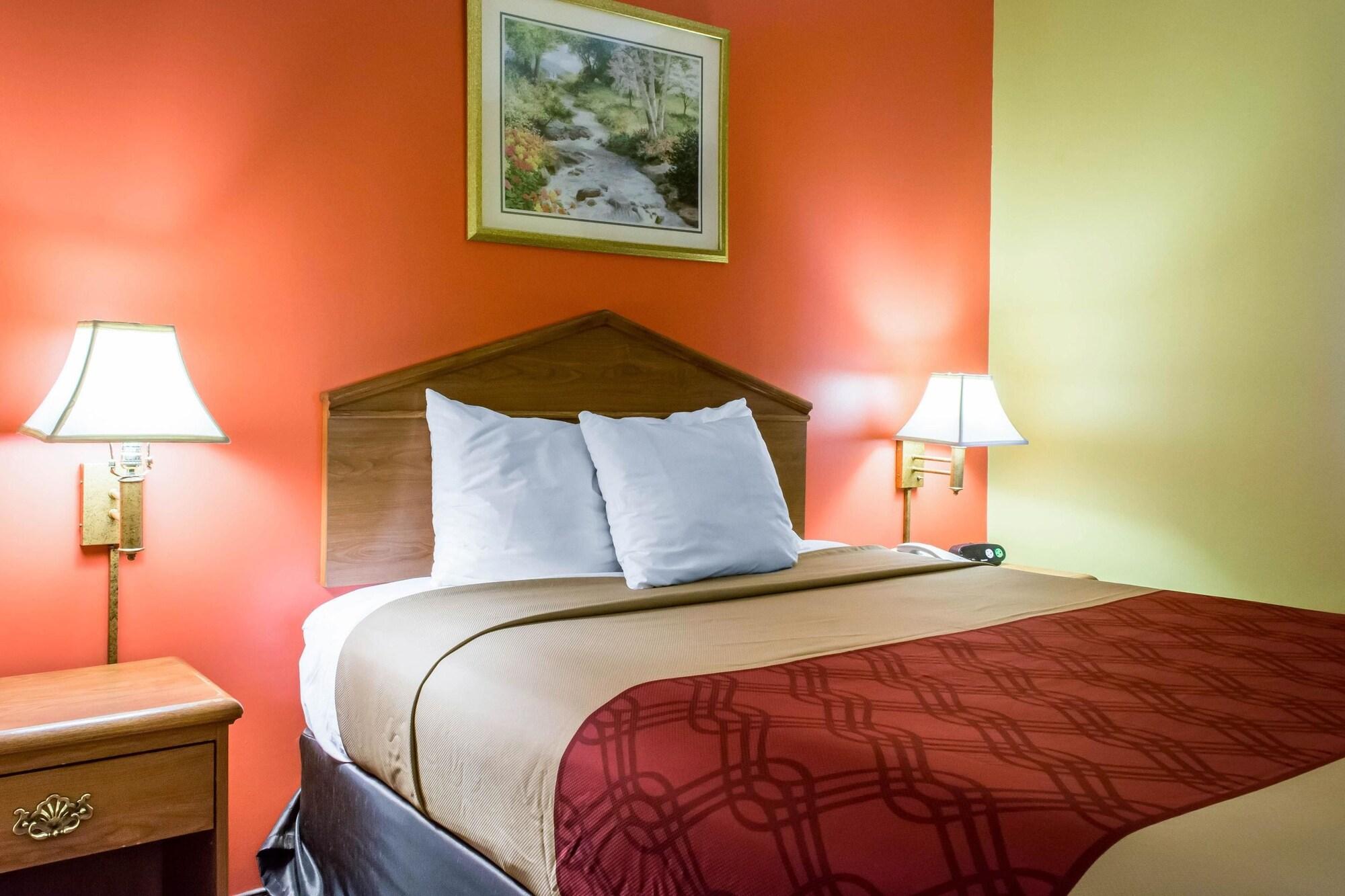 Econo Lodge Louisville Airport Eksteriør billede