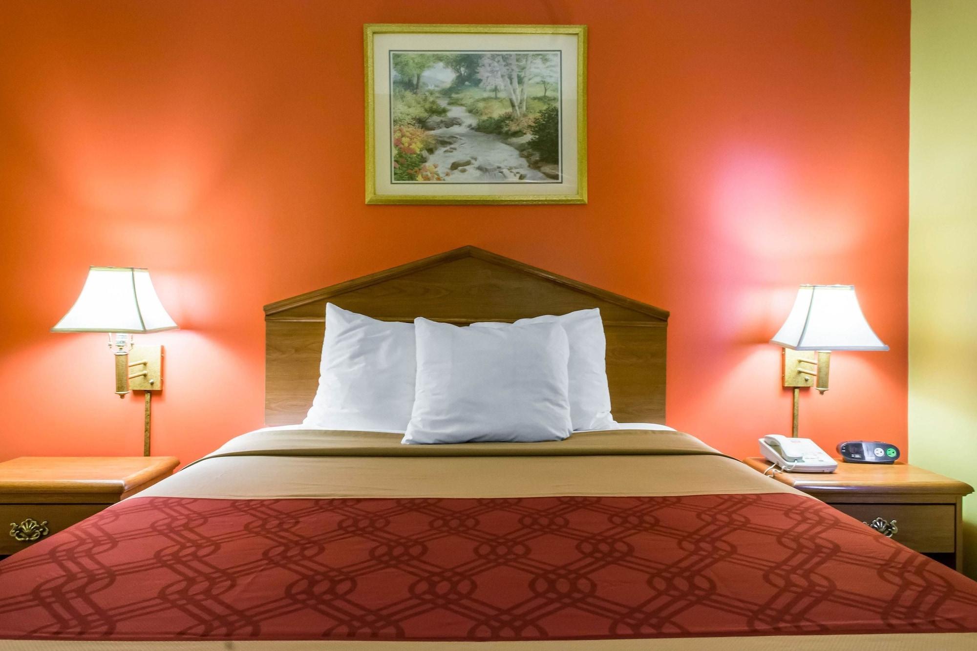 Econo Lodge Louisville Airport Eksteriør billede