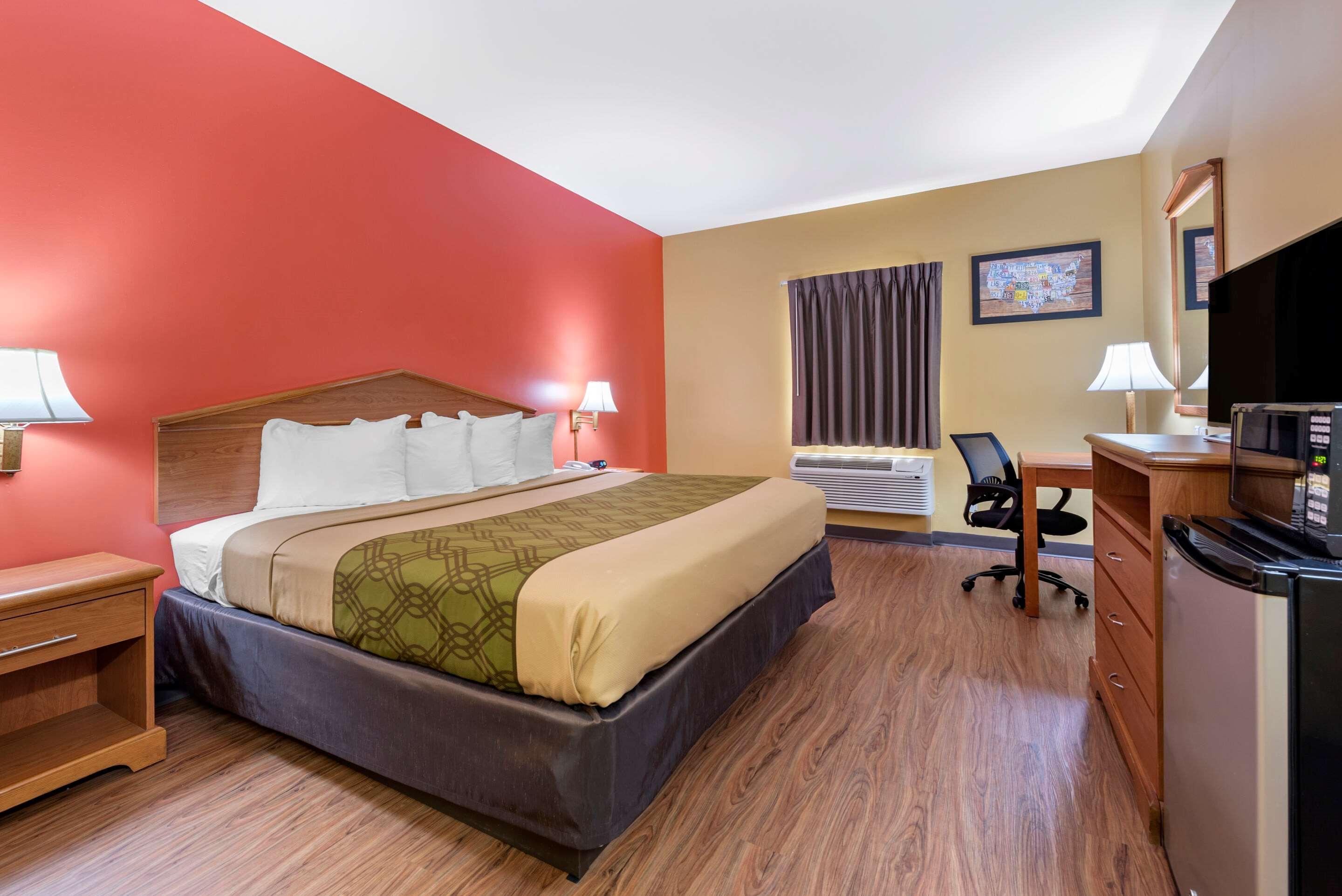 Econo Lodge Louisville Airport Eksteriør billede
