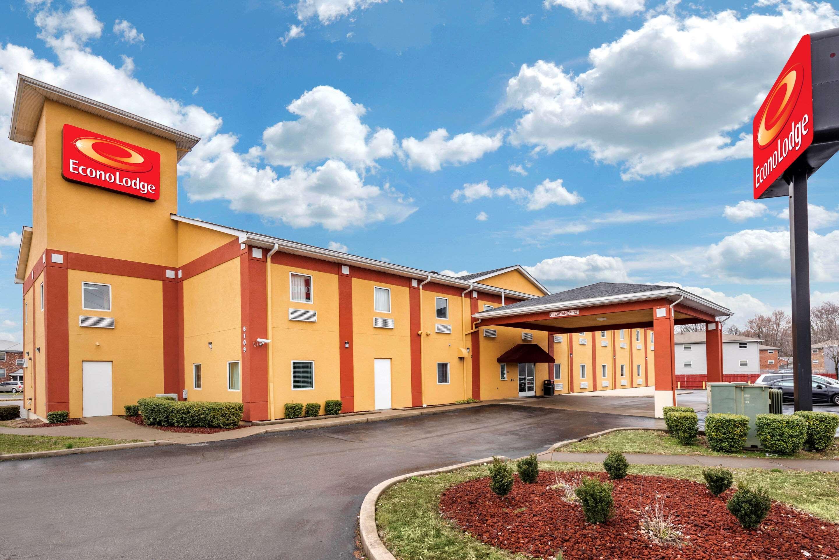 Econo Lodge Louisville Airport Eksteriør billede