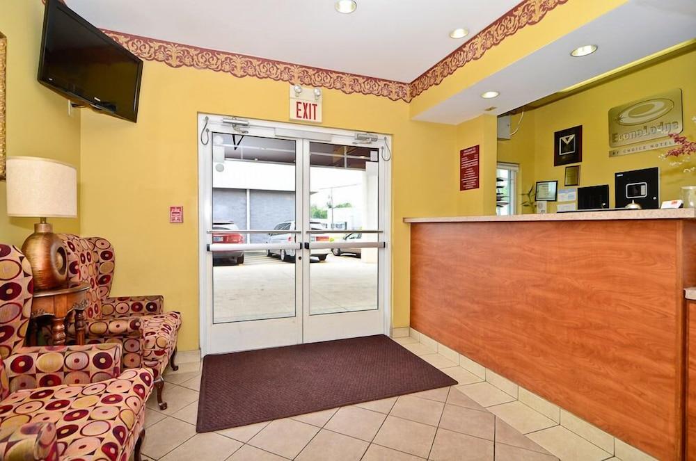 Econo Lodge Louisville Airport Eksteriør billede